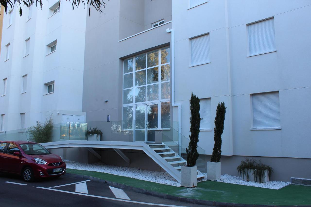 New Apartment With Sea View Of Andrew And Natallia Campoamor Exterior foto